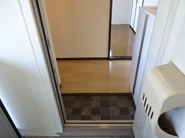 物件内観写真9　(写真は201号室です（参考）)