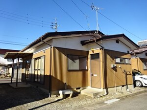 市川貸家　西中外観写真