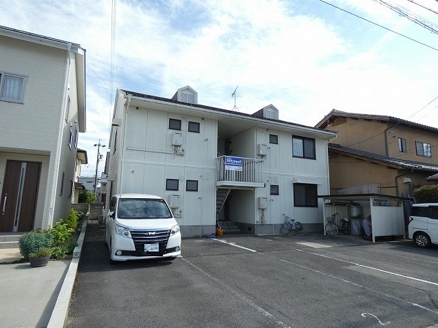 青波西館