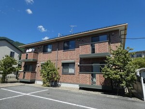 ロランジュ千曲　Ｄ外観写真