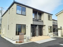 ロアール花岡の外観写真