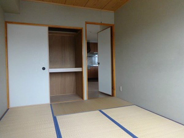 ベッドルーム