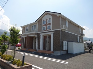 セレーン蓬田B外観写真