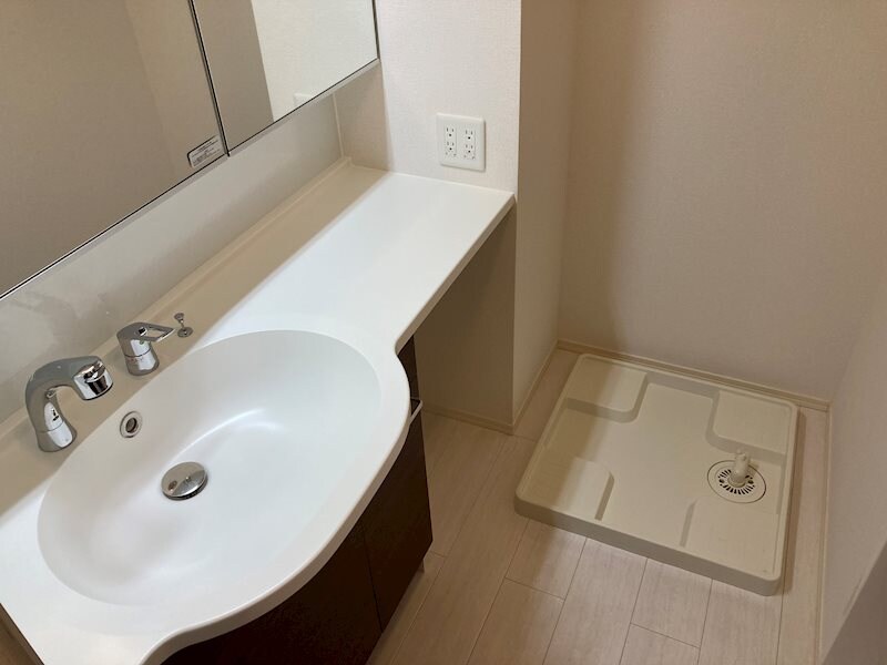 物件内観写真9　(他の号室の参考画像です。)