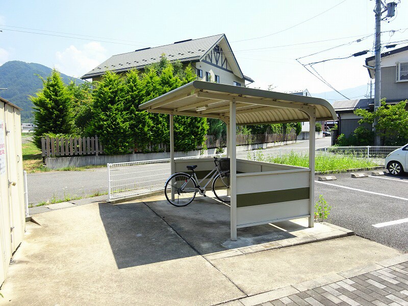 物件内観写真36　(駐輪場)