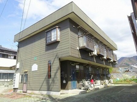 ハイツアイワ二番館外観写真