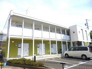 レオパレスちくま外観写真