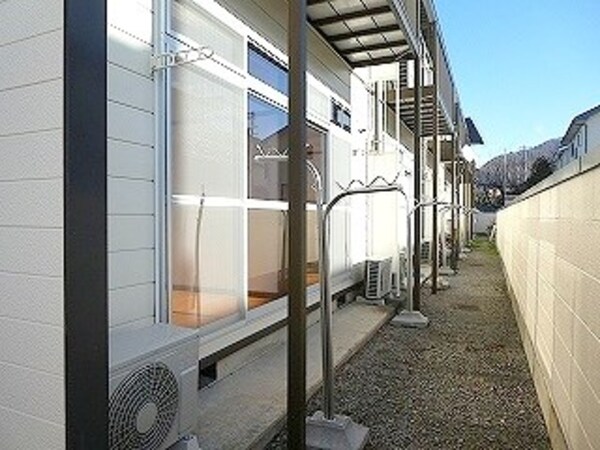 テラス写真は1-E号室です（参考