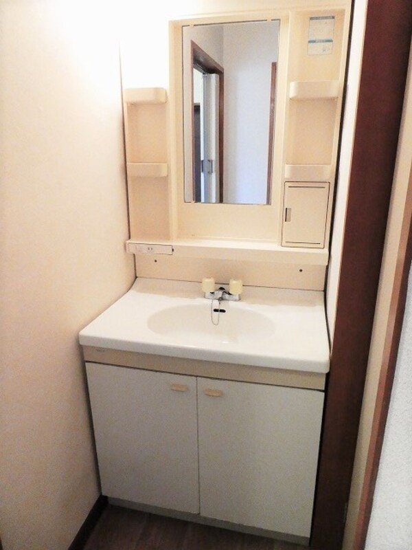 洗面所(写真場別部屋です。)