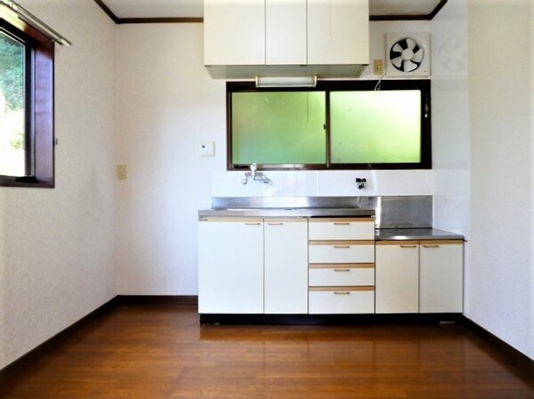 キッチン(写真場別部屋です。)