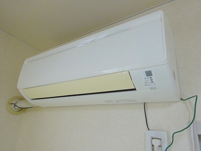 物件内観写真10　(写真は201号室です。（参考）)