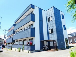 エクセルコートA棟外観写真