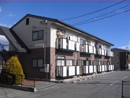 メゾンオンソレイエB外観写真