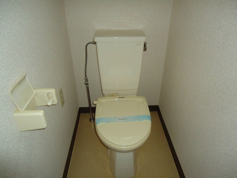 物件内観写真2　(別のお部屋の写真です)