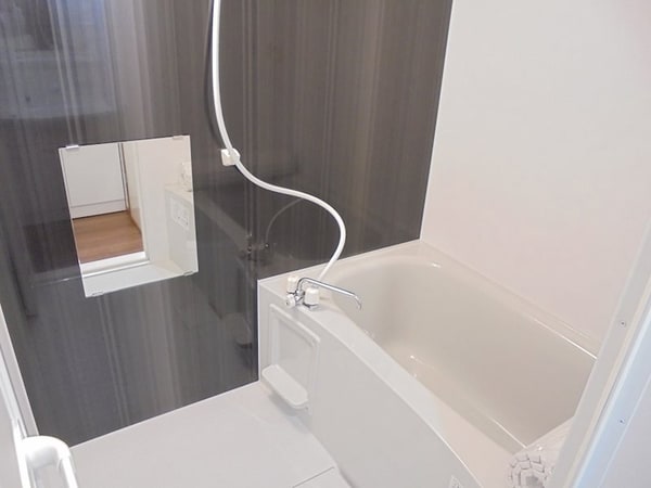 風呂画像(別のお部屋の写真です)