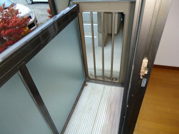 ベランダ(他の号室の参考画像です。)