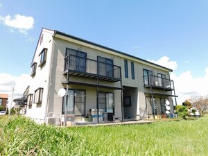アズミハイツ　南棟外観写真