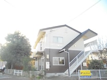 ファミーユ新村Aの外観写真