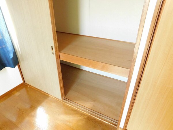 収納(他の号室の参考画像です。)