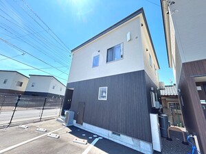 フォレストウィングヴィラ松本B外観写真