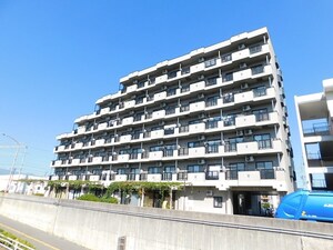 2000ポスト葡萄の里外観写真