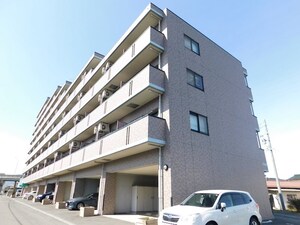 メゾンユートピア外観写真