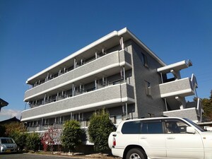 コニファーマンション外観写真