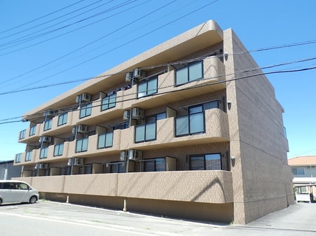 エクシブ金塚B棟外観写真