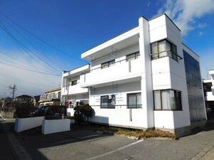 ライブタウン芳川外観写真
