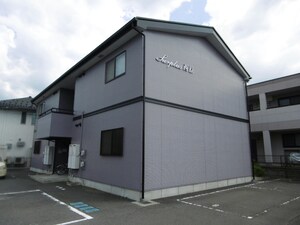 サープラス西原外観写真