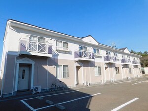 ガーデンティアラヒカリＣ外観写真