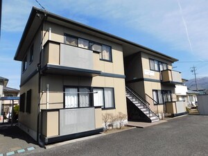 ラプラス小松外観写真