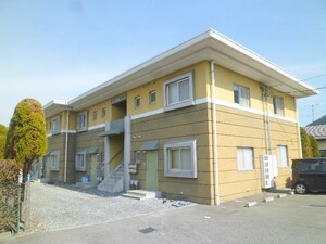 グリーンアレー高砂II外観写真