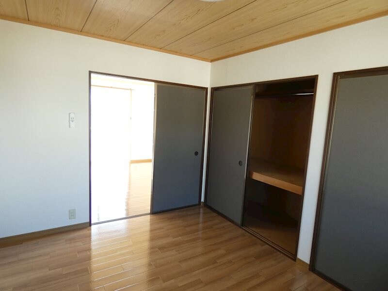 物件内観写真16　(※写真は別号室です。)