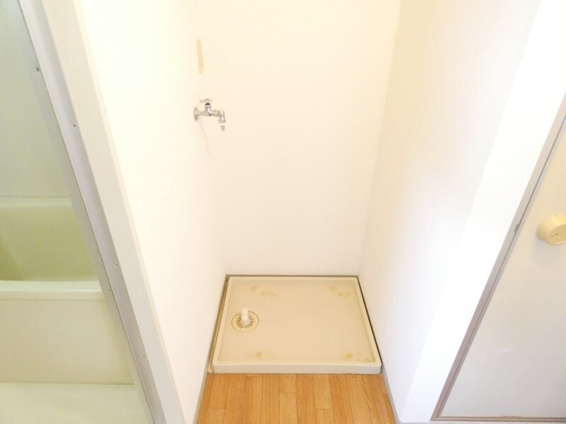 物件内観写真21　(※写真は別号室です。)