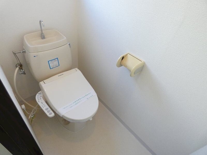 物件内観写真2　(同タイプのお部屋の写真です)