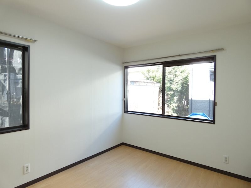 物件内観写真6　(同タイプのお部屋の写真です)