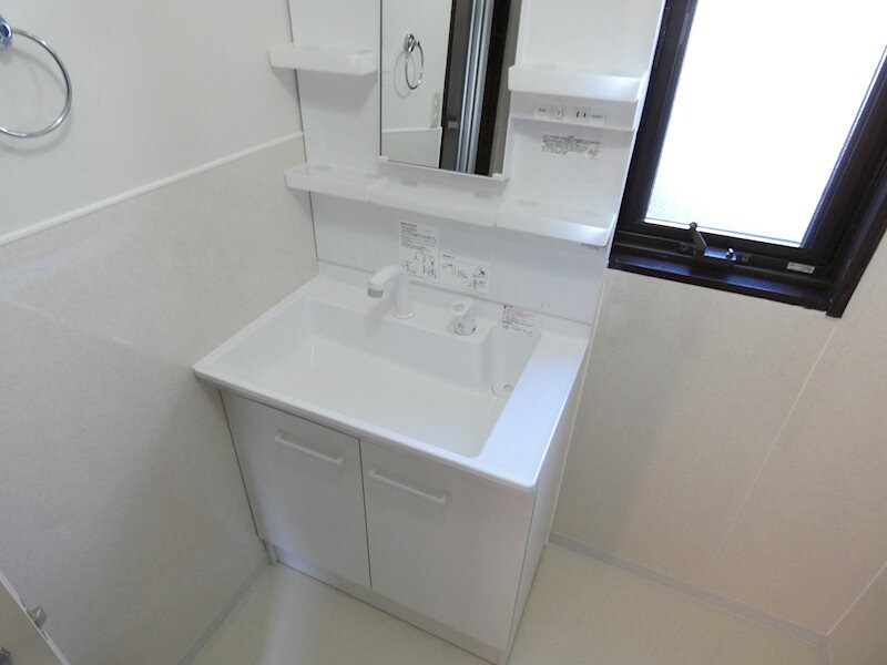 物件内観写真9　(同タイプのお部屋の写真です)