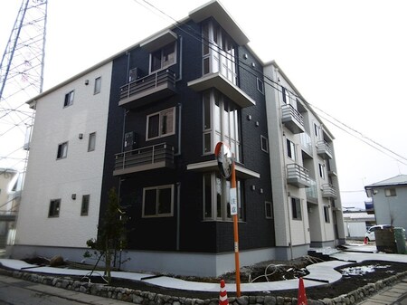 TrusT TAKAIDE外観写真