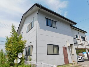 ハイツ大賀外観写真