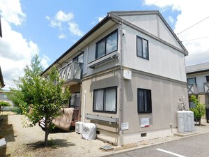 フレグランスアゼリアB外観写真
