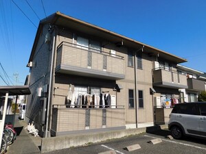 グランシャリオＢ棟外観写真