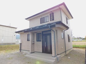 宮嶋寿南貸家外観写真
