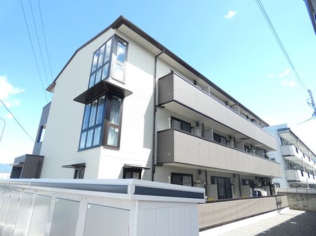 sky吉田外観写真