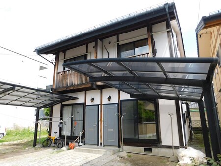 有賀住宅　東外観写真