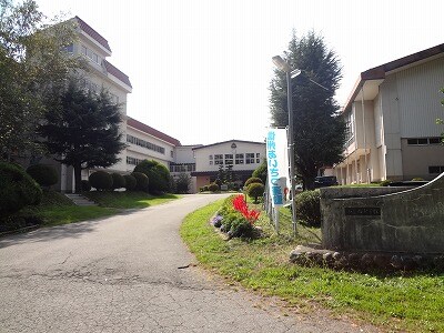 伊那市立西箕輪中学校