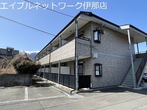 サープラス福岡外観写真