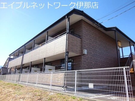 Pearl solidarite外観写真