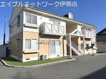 飯田線（長野県内） 小町屋駅 2階建 築34年の外観写真