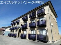 飯田線（長野県内） 伊那北駅 3階建 築26年の外観写真